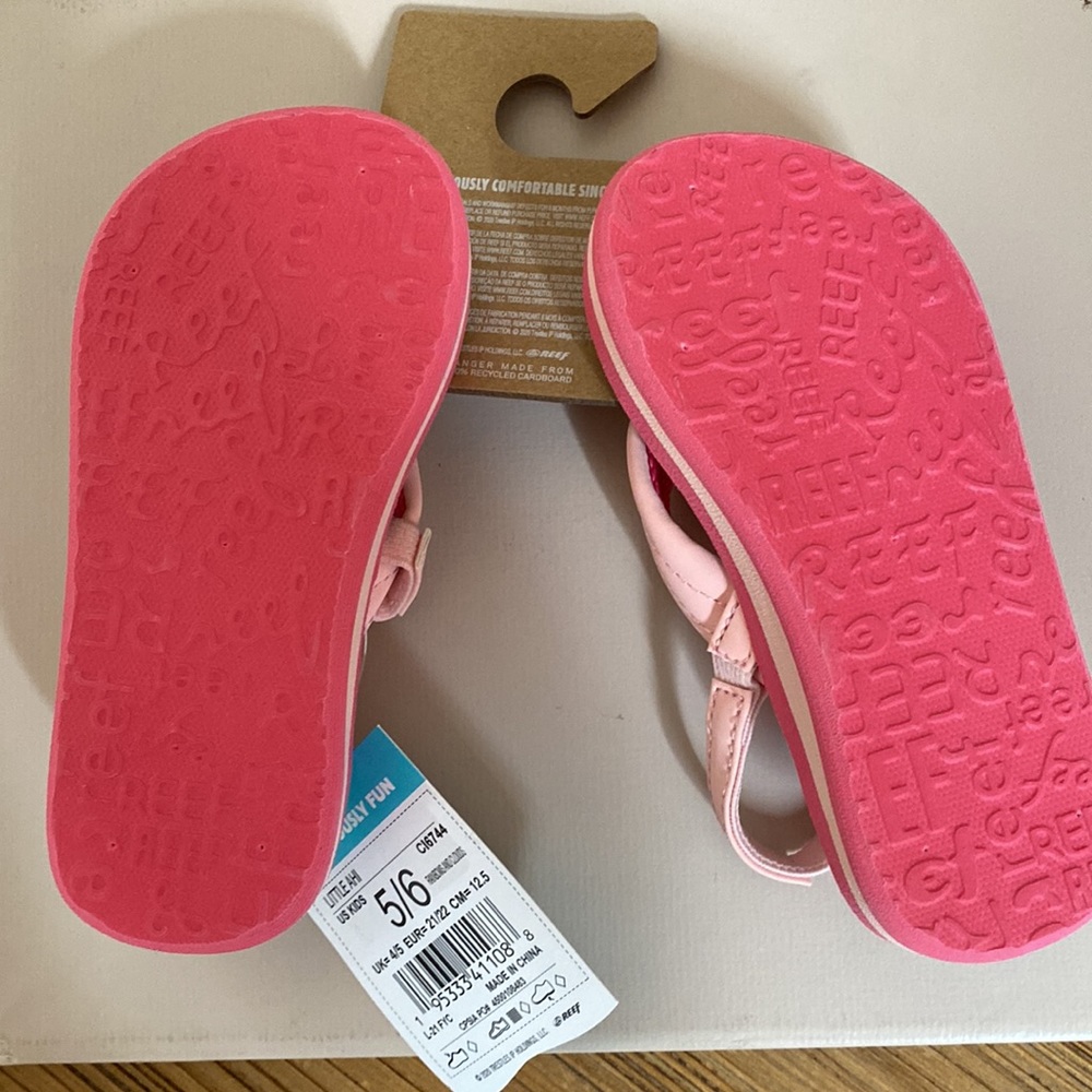 Reef sandals - Picture 2 of 3